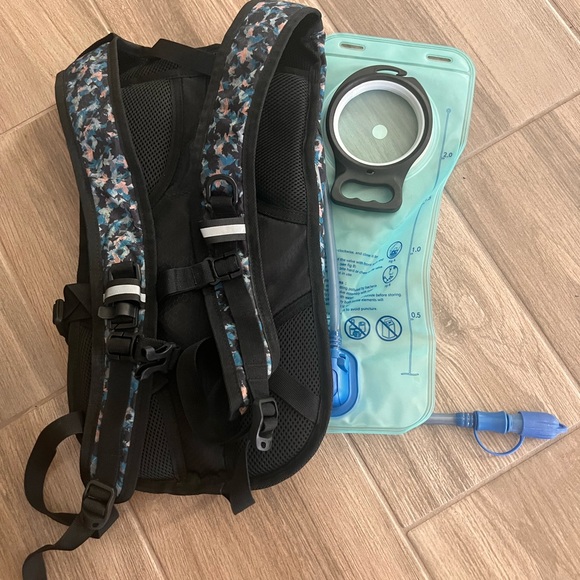 Hydration Backpack - Picture 2 of 3